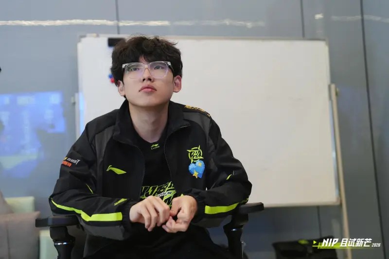 Kaiyun开云官方网站中国登录-Assum：Elk和Hang都很厉害，希望明天在下路能打得激烈一些